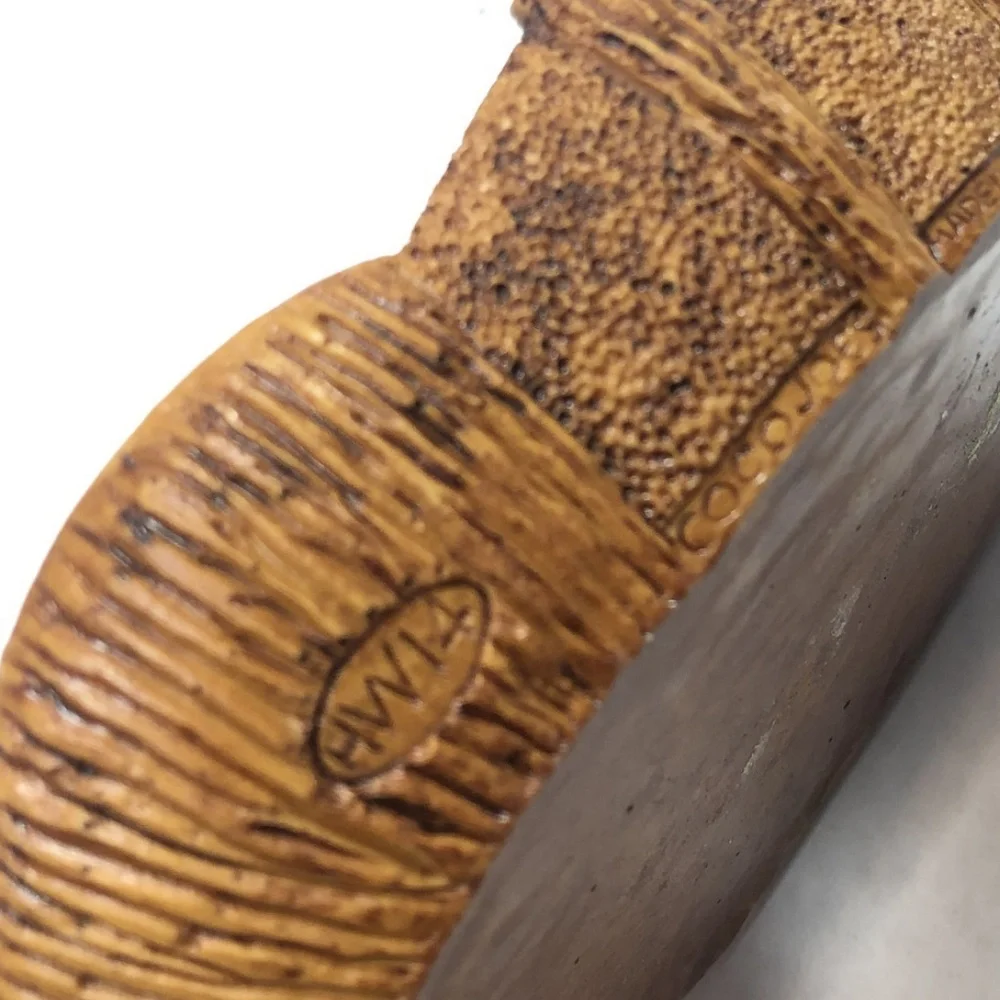 Coco Joe's Carved Wooden Dish Soap Jewelry Decor - Picture 4 of 5